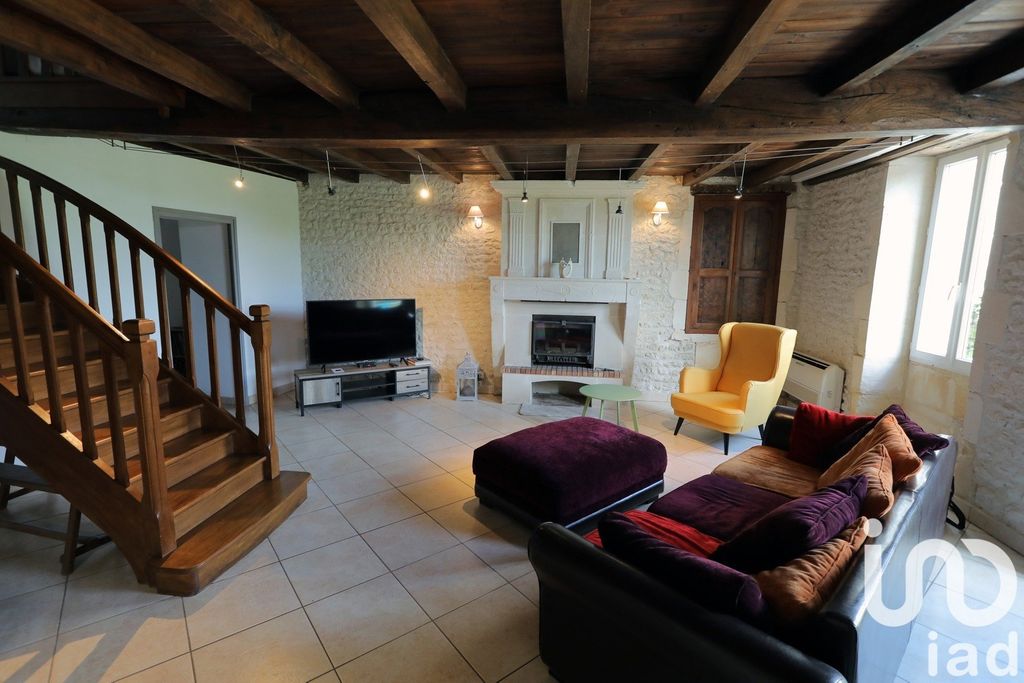 Achat maison à vendre 3 chambres 213 m² - Réaux-sur-Trèfle