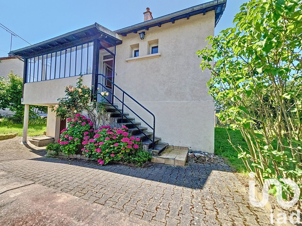 Achat maison à vendre 2 chambres 89 m² - Villefranche-d'Allier