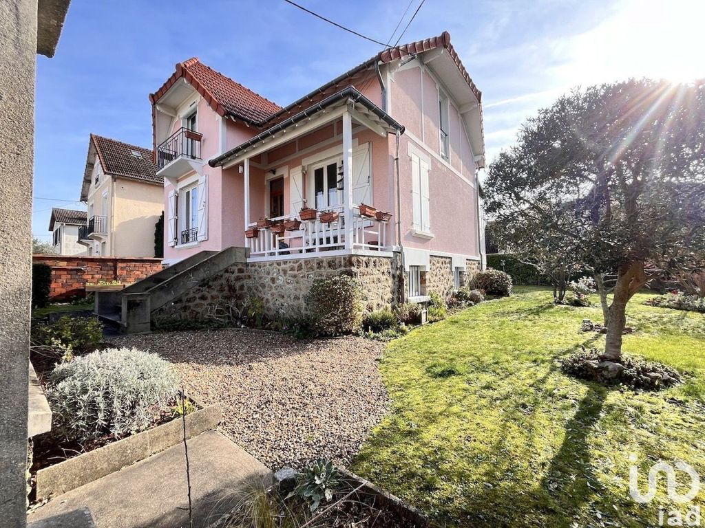 Achat maison à vendre 3 chambres 110 m² - Sainte-Geneviève-des-Bois