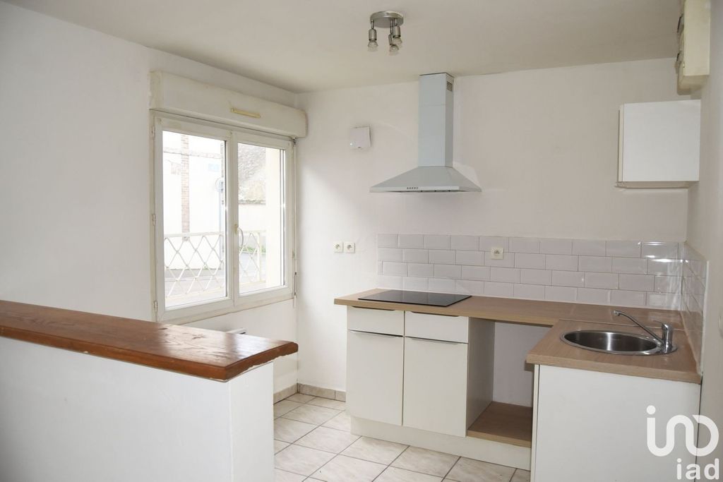 Achat studio à vendre 38 m² - Pont-sur-Yonne