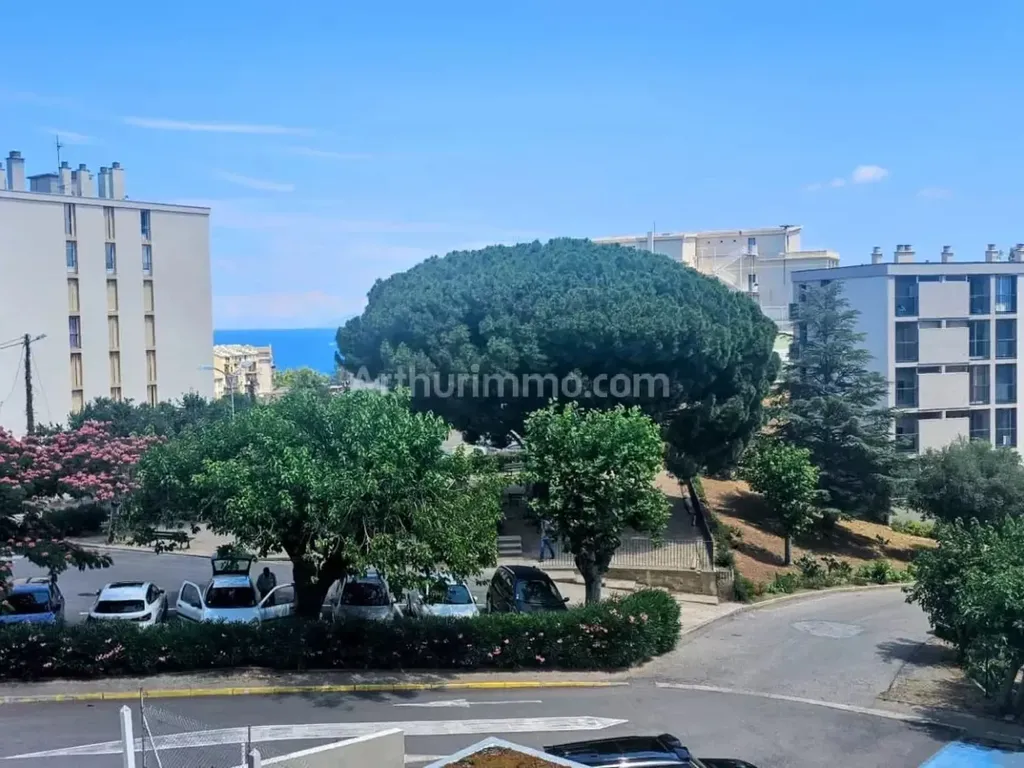 Achat appartement à vendre 3 pièces 58 m² - Bastia