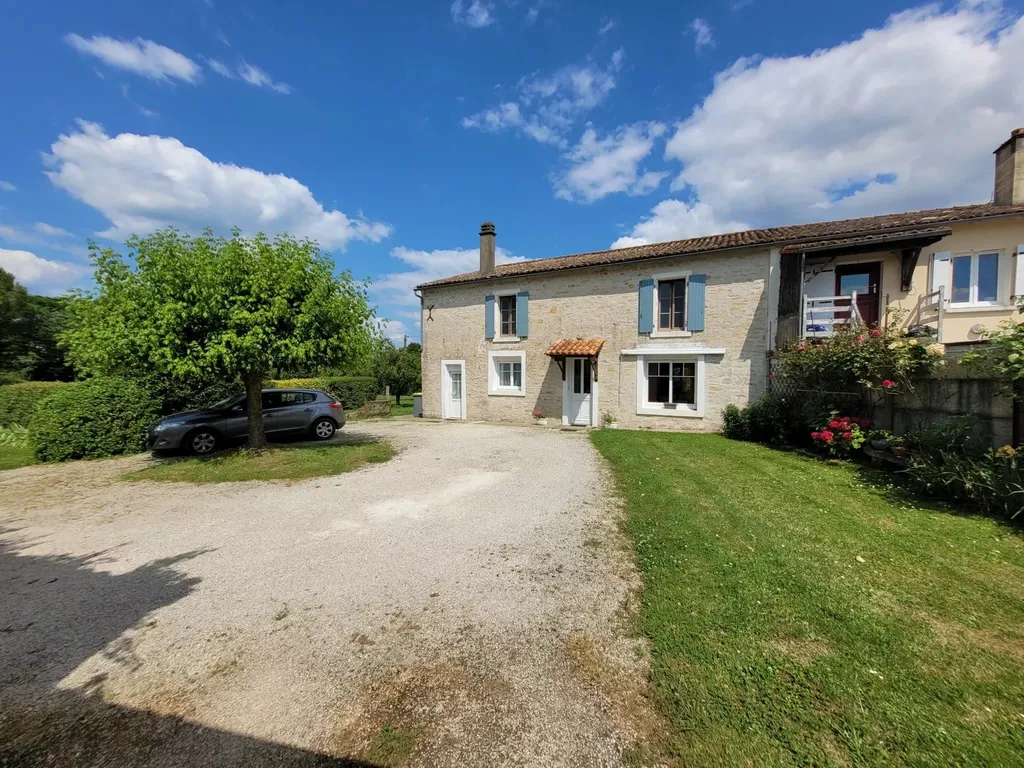 Achat maison à vendre 4 chambres 163 m² - Saint-Hilaire-la-Palud