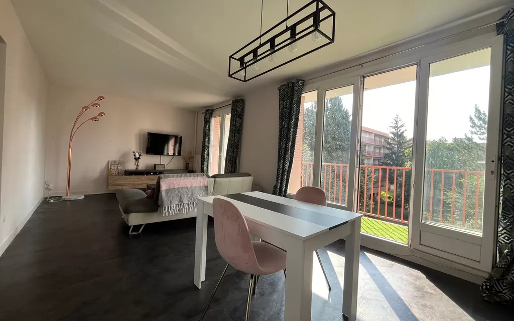 Achat appartement à vendre 4 pièces 95 m² - Bron