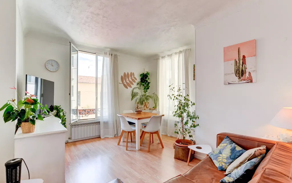 Achat appartement à vendre 3 pièces 71 m² - Nice