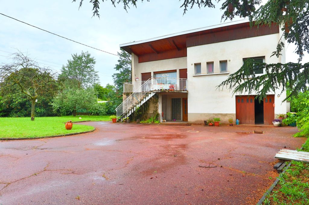 Achat maison à vendre 4 chambres 146 m² - Saint-Maurice-l'Exil