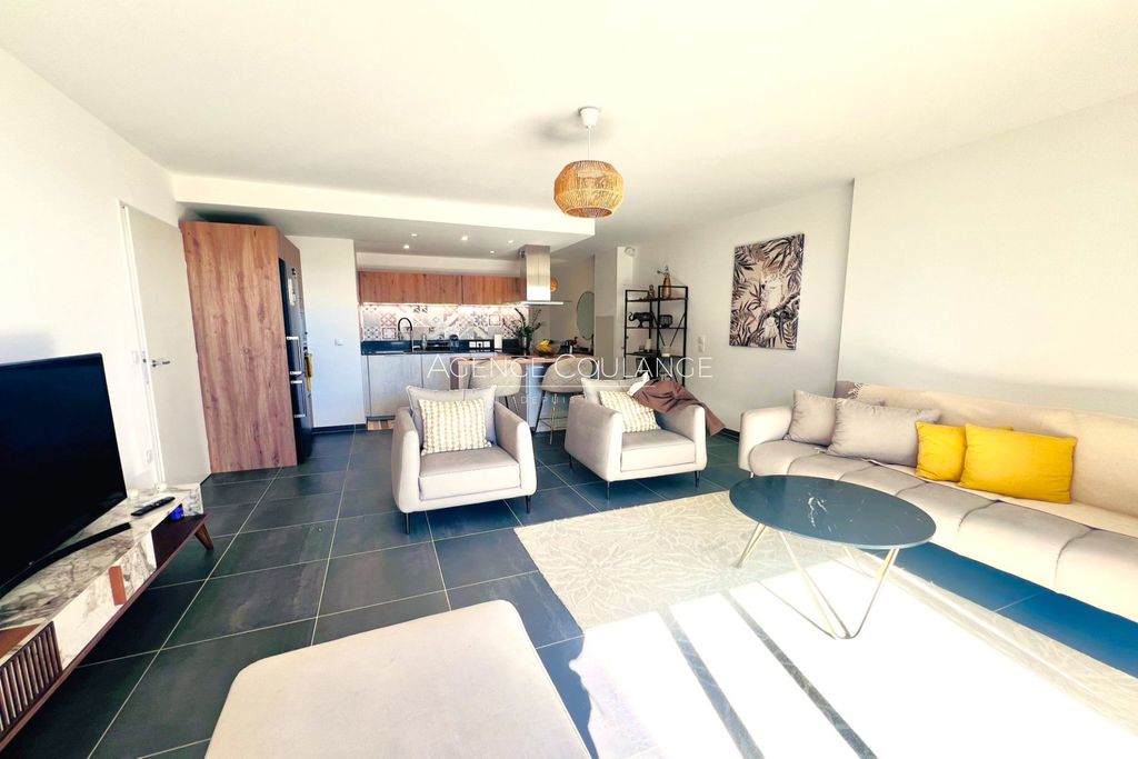 Achat appartement à vendre 4 pièces 82 m² - La Ciotat