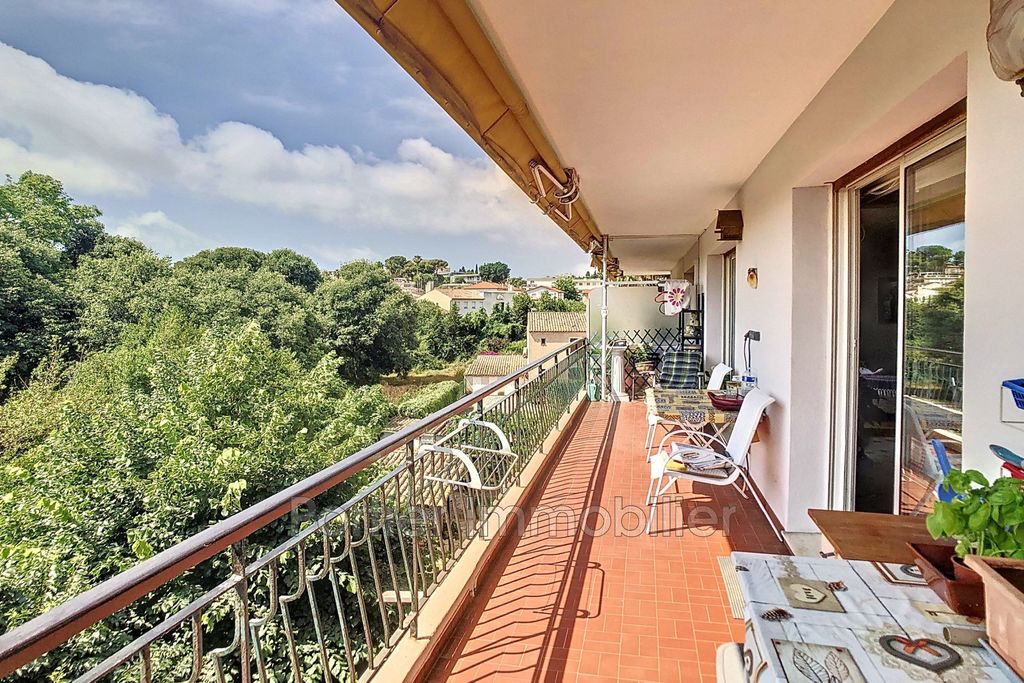 Achat appartement à vendre 4 pièces 86 m² - Antibes