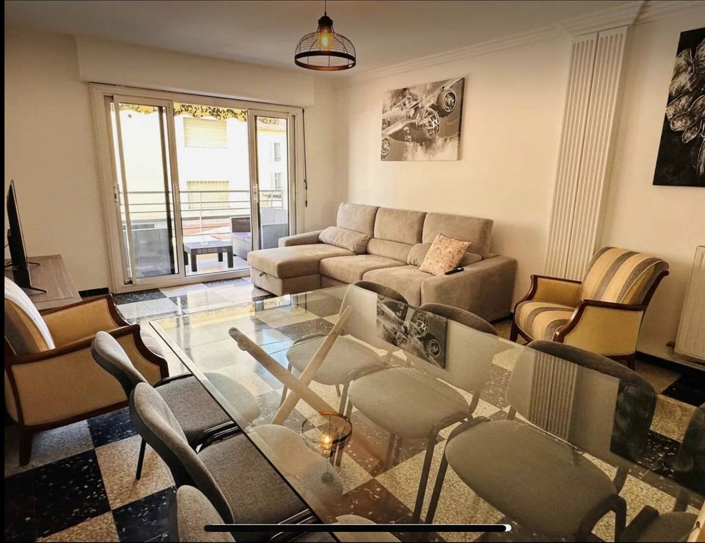 Achat appartement à vendre 4 pièces 91 m² - Cannes