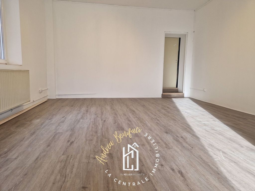 Achat maison à vendre 1 chambre 87 m² - Homécourt