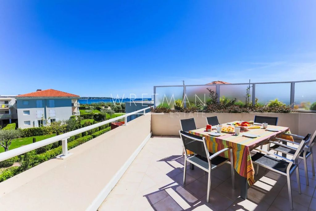 Achat appartement à vendre 4 pièces 92 m² - Antibes