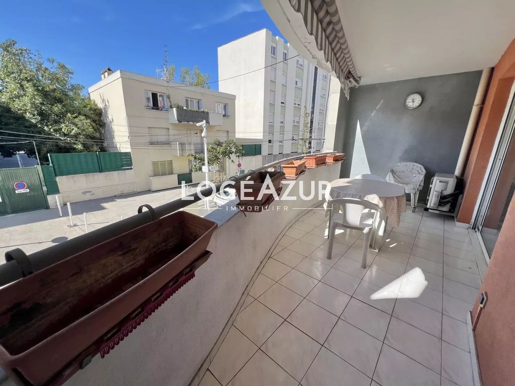 Achat appartement à vendre 3 pièces 85 m² - Antibes