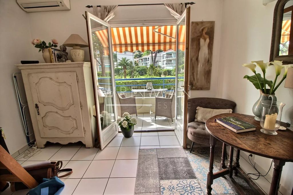 Achat studio à vendre 27 m² - Antibes