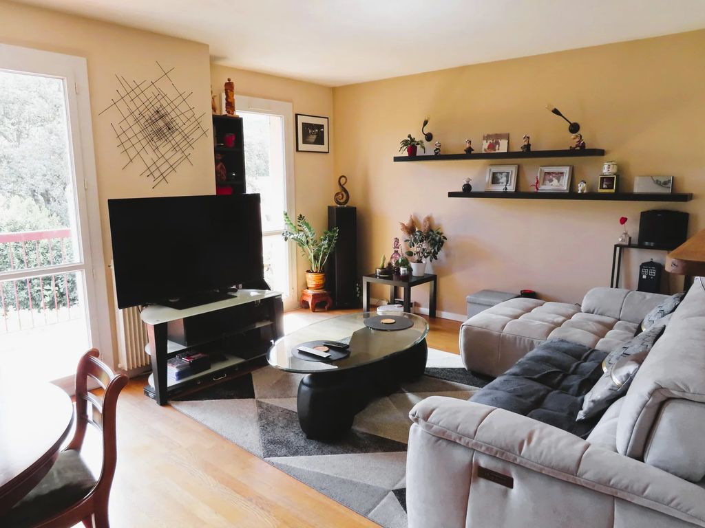 Achat appartement à vendre 3 pièces 63 m² - Vallauris