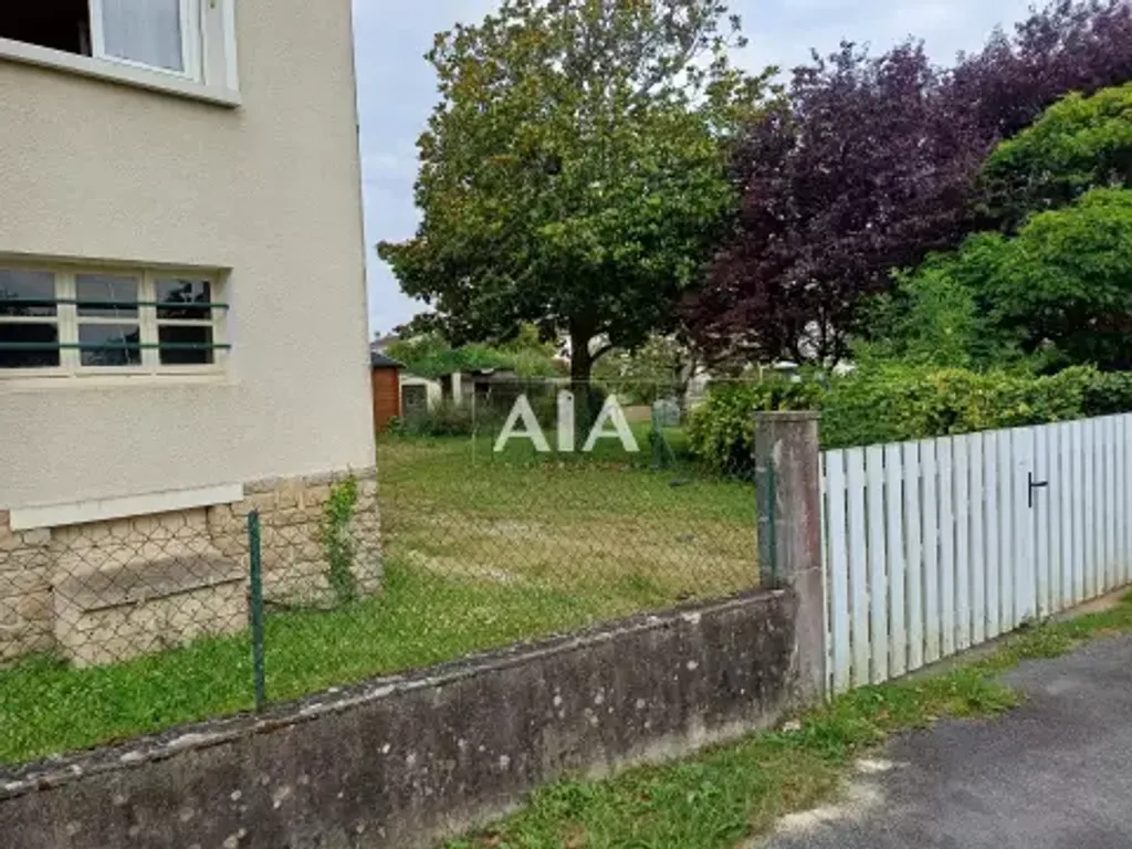 Achat maison à vendre 3 chambres 102 m² - Ruffec