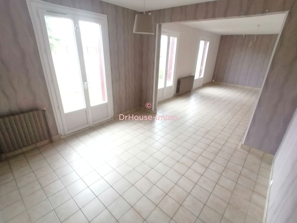 Achat maison à vendre 2 chambres 112 m² - Les Ormes