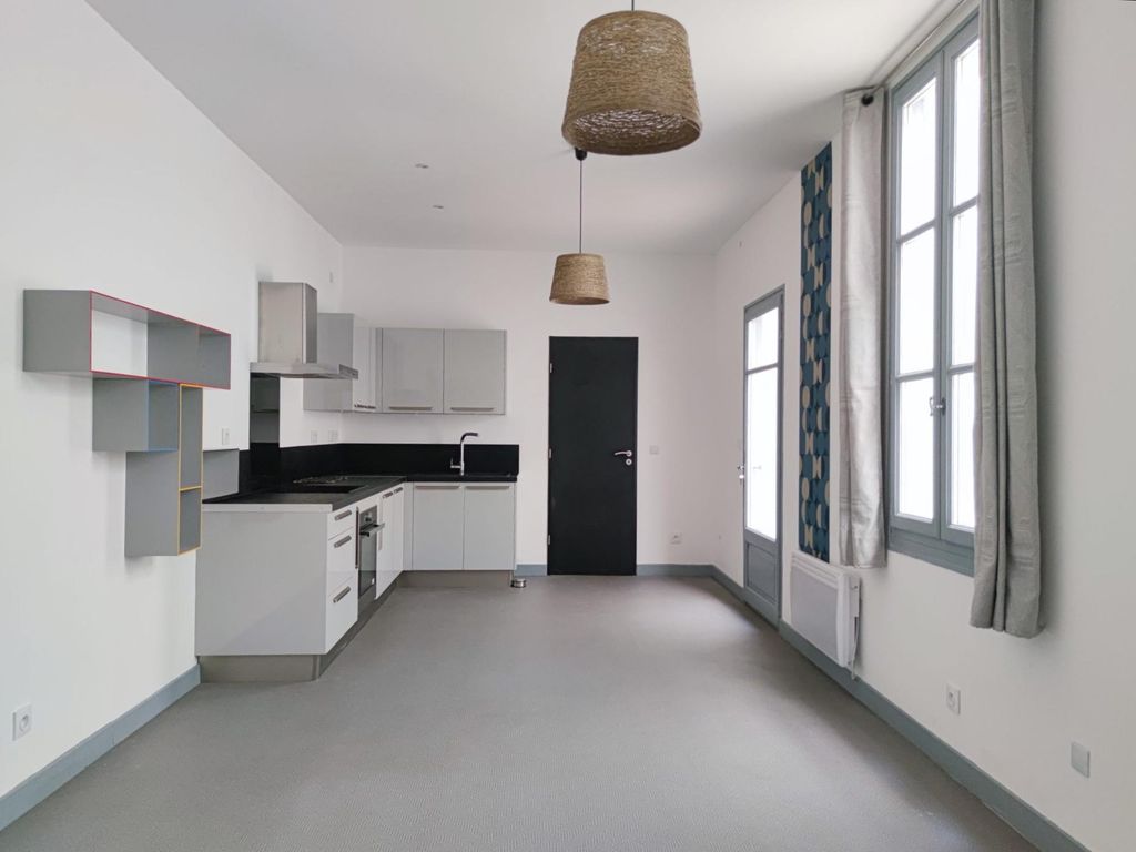 Achat appartement à vendre 2 pièces 47 m² - Narbonne