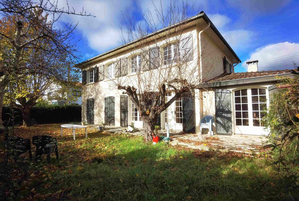 Achat maison à vendre 5 chambres 170 m² - Saint-Gaudens