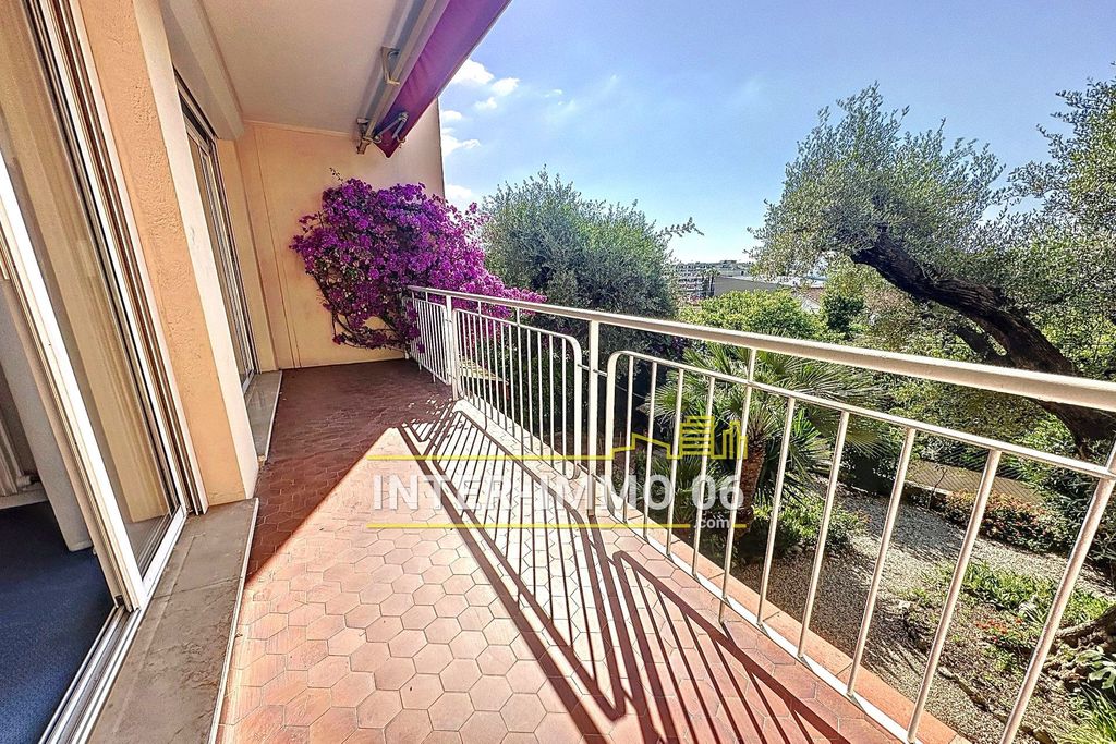 Achat appartement à vendre 3 pièces 64 m² - Cagnes-sur-Mer