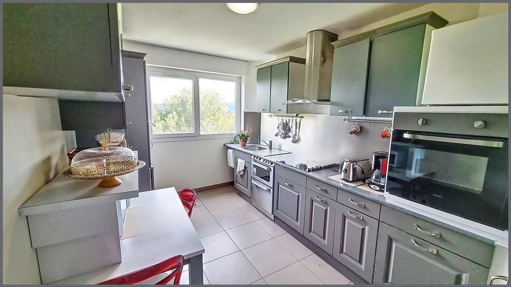 Achat appartement à vendre 4 pièces 87 m² - Marseille 12ème arrondissement