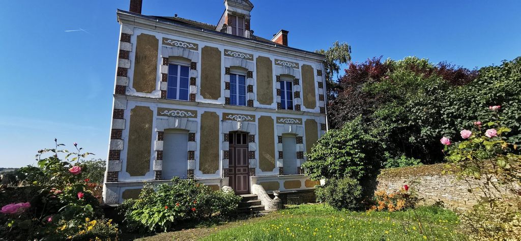 Achat maison à vendre 5 chambres 230 m² - Rougé