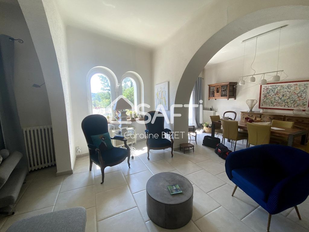 Achat maison à vendre 5 chambres 180 m² - Le Muy