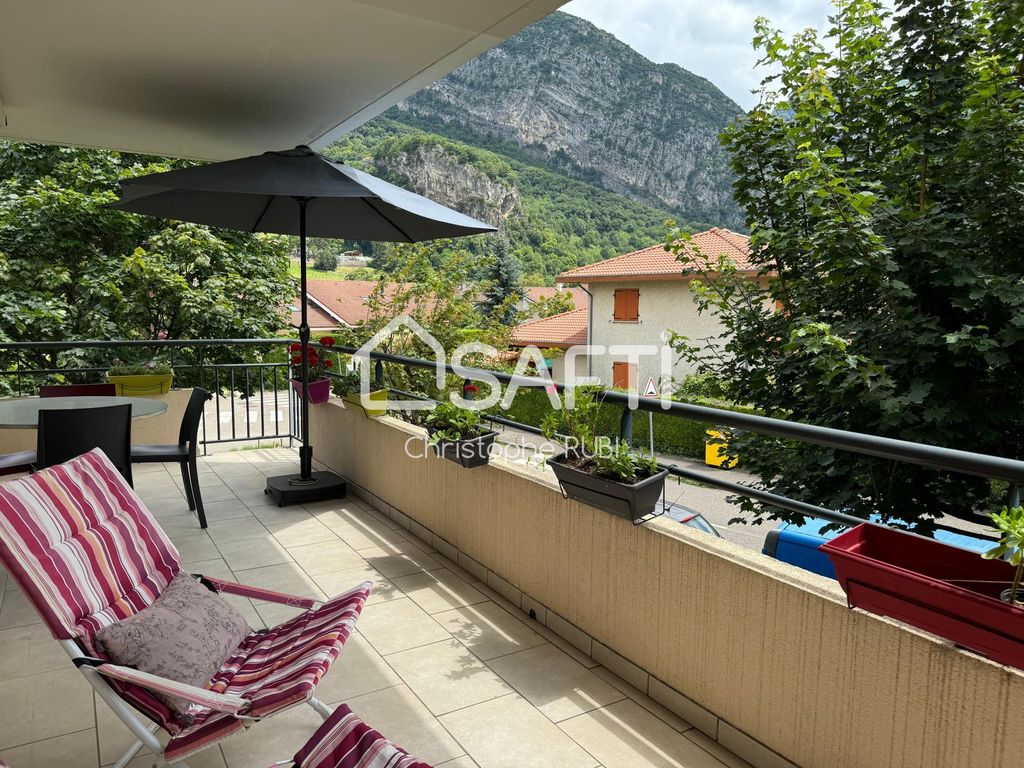 Achat appartement à vendre 4 pièces 82 m² - Fontanil-Cornillon