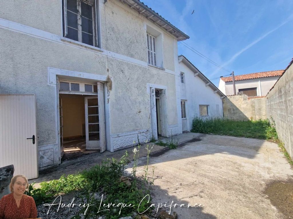 Achat maison à vendre 3 chambres 148 m² - Surgères