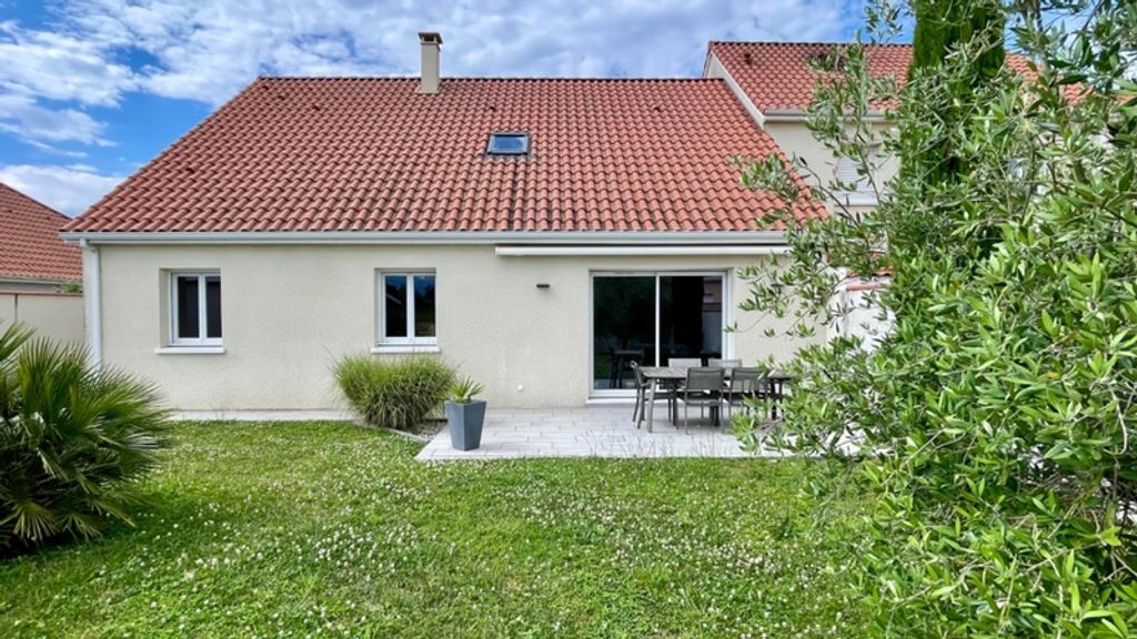 Achat maison à vendre 5 chambres 155 m² - Tarbes