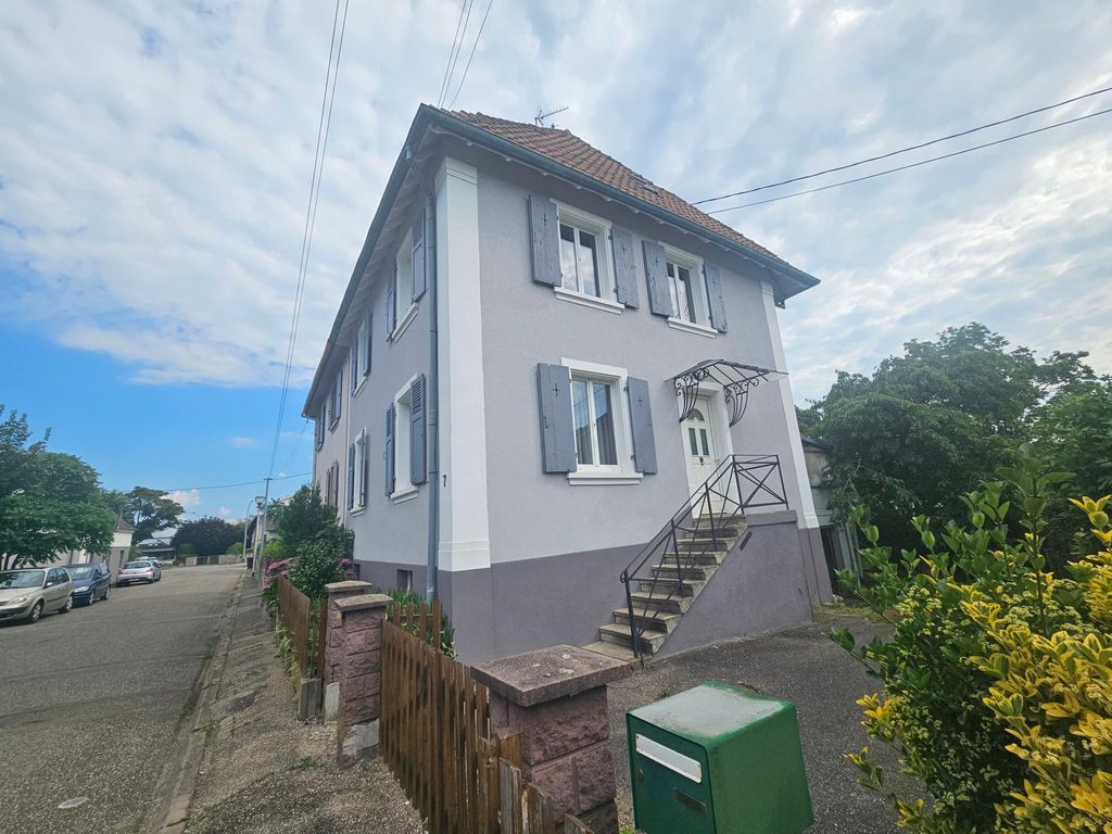 Achat maison à vendre 5 chambres 130 m² - Pfastatt