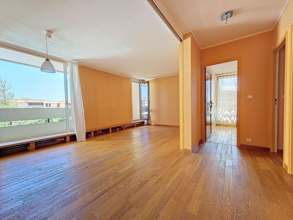 Achat appartement à vendre 4 pièces 83 m² - Élancourt