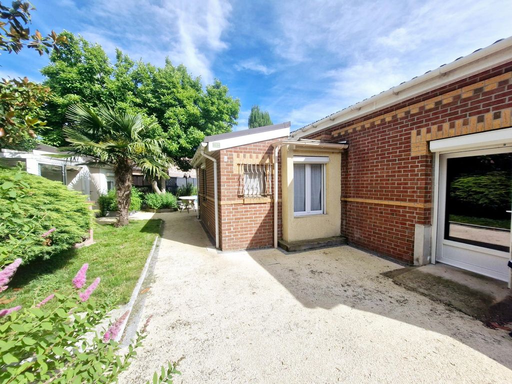 Achat maison à vendre 2 chambres 110 m² - Méricourt