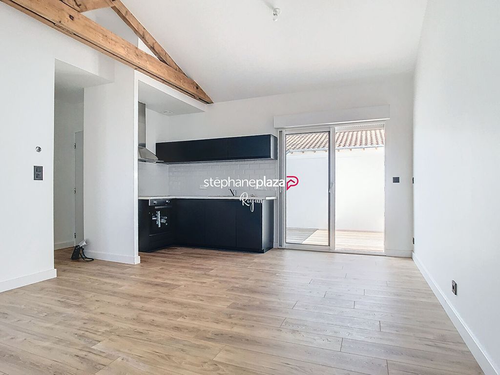 Achat appartement à vendre 3 pièces 54 m² - Royan