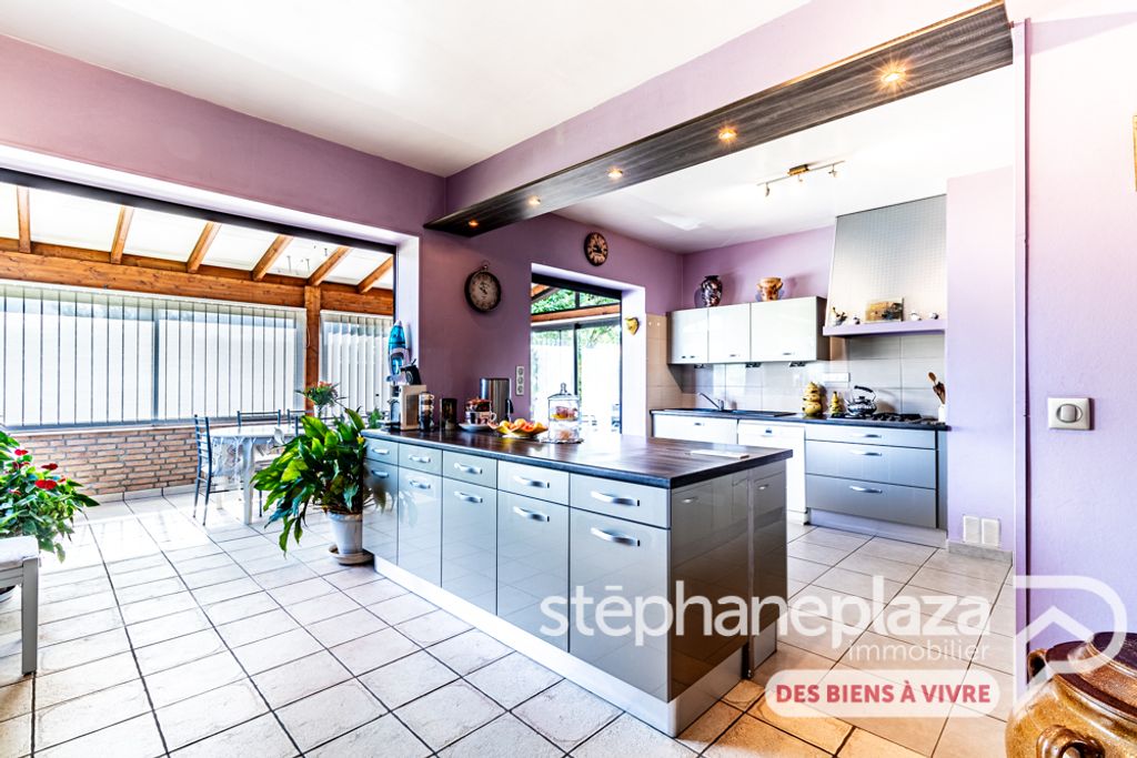 Achat maison à vendre 4 chambres 120 m² - Tossiat