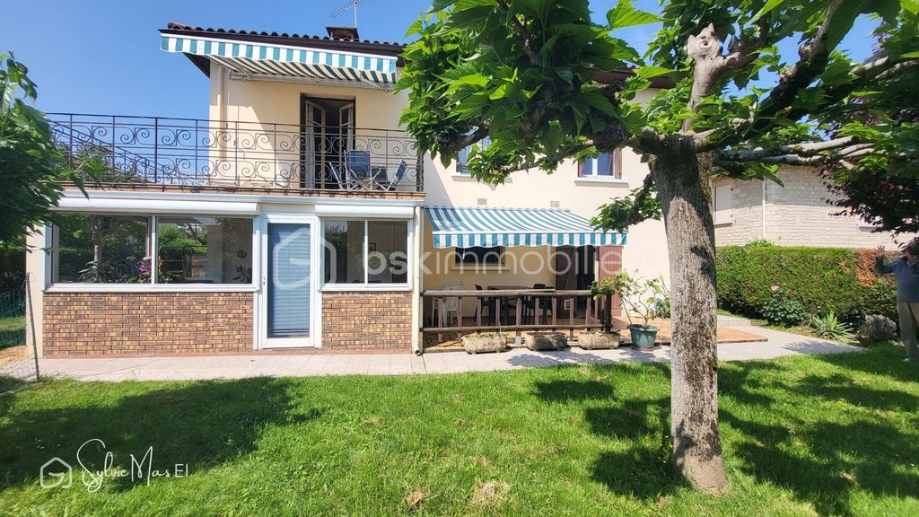 Achat maison à vendre 4 chambres 126 m² - Monsempron-Libos