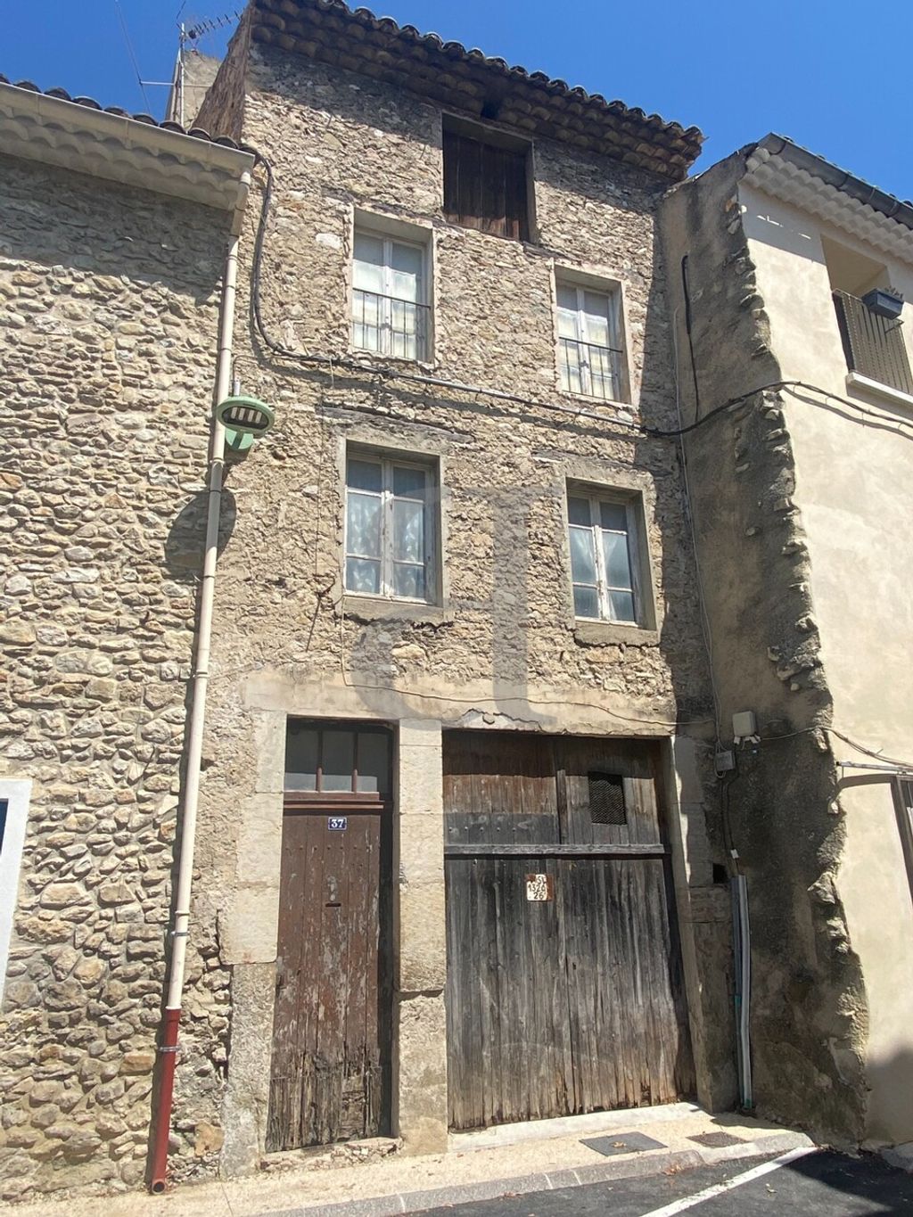 Achat maison à vendre 1 chambre 54 m² - Nyons