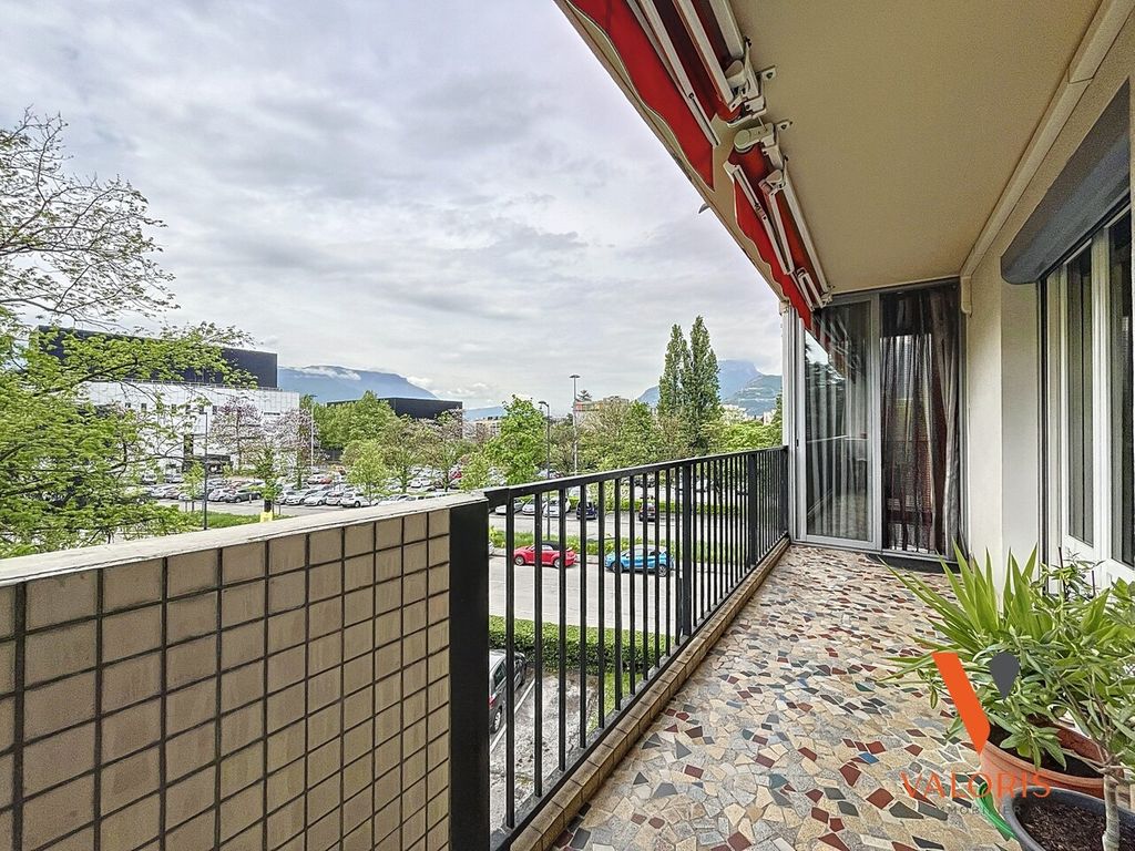 Achat appartement à vendre 3 pièces 74 m² - Grenoble