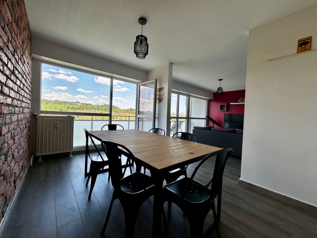 Achat appartement à vendre 4 pièces 81 m² - Dijon