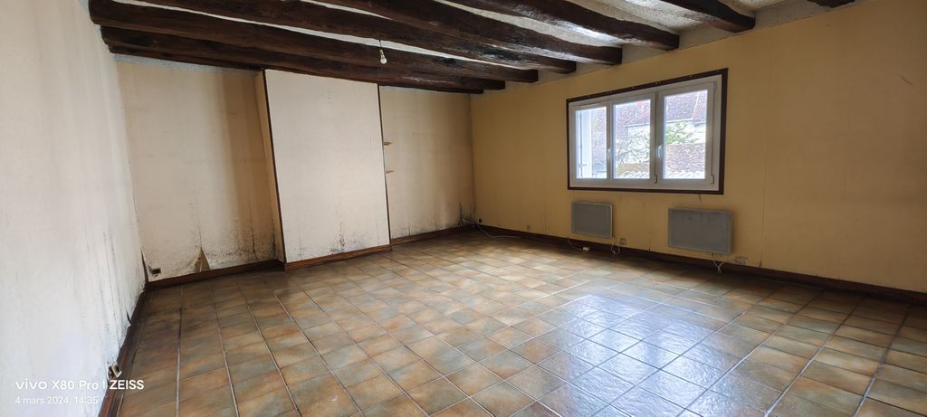 Achat maison à vendre 2 chambres 104 m² - Beaulieu-lès-Loches