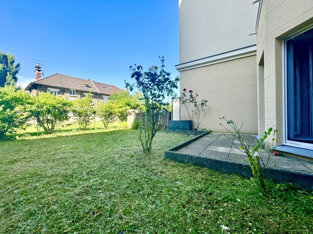 Achat appartement à vendre 2 pièces 44 m² - Villemomble