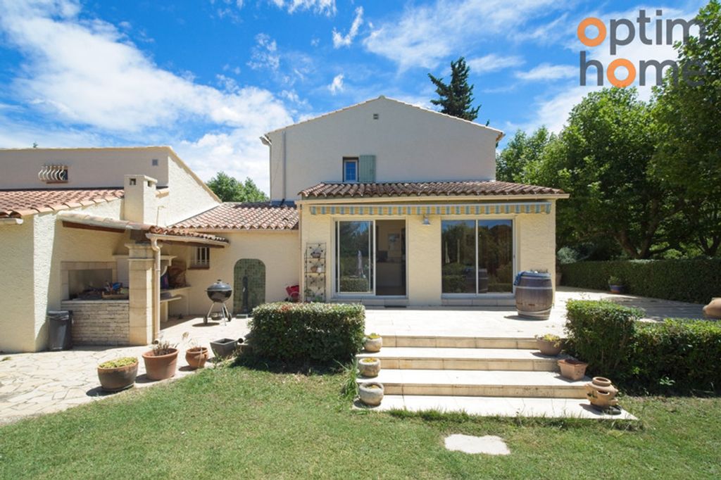 Achat maison à vendre 5 chambres 220 m² - Aix-en-Provence