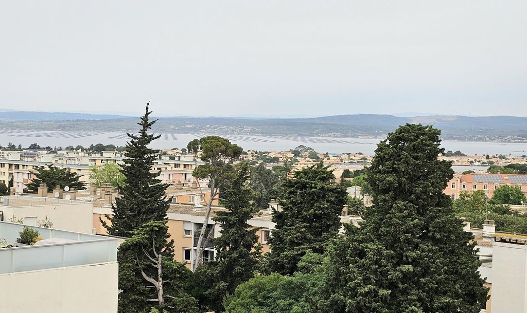 Achat appartement à vendre 4 pièces 64 m² - Sète