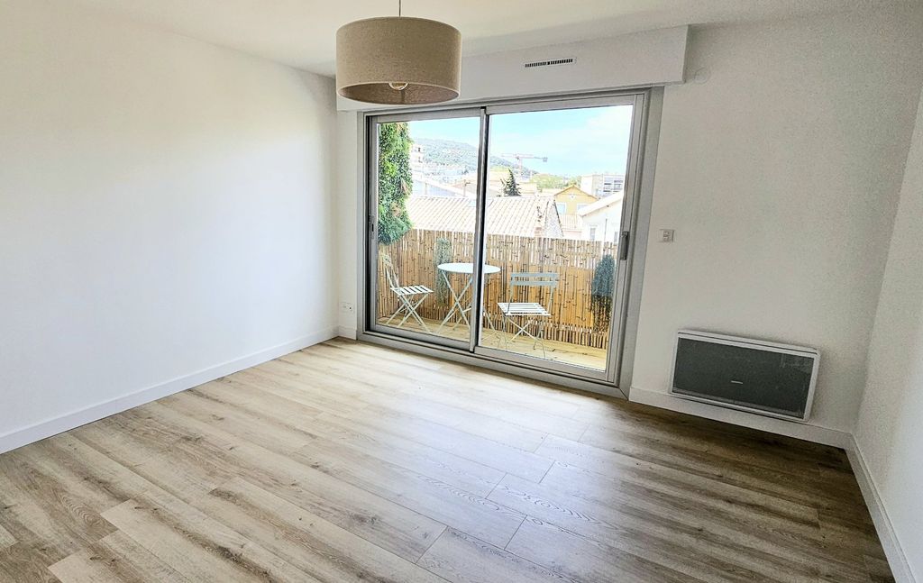 Achat appartement à vendre 2 pièces 41 m² - Sète