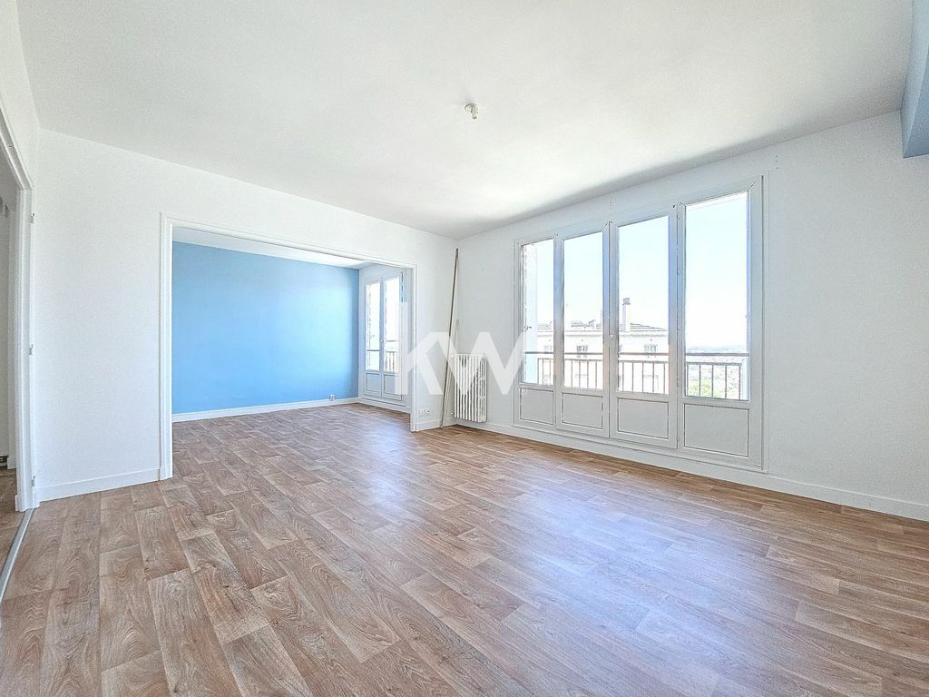 Achat appartement à vendre 5 pièces 99 m² - Saint-Martin-des-Champs