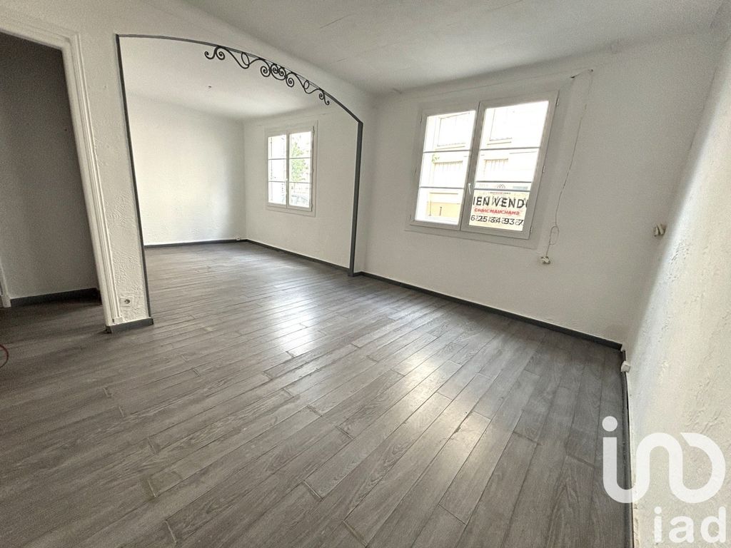 Achat appartement à vendre 2 pièces 48 m² - Saint-Raphaël