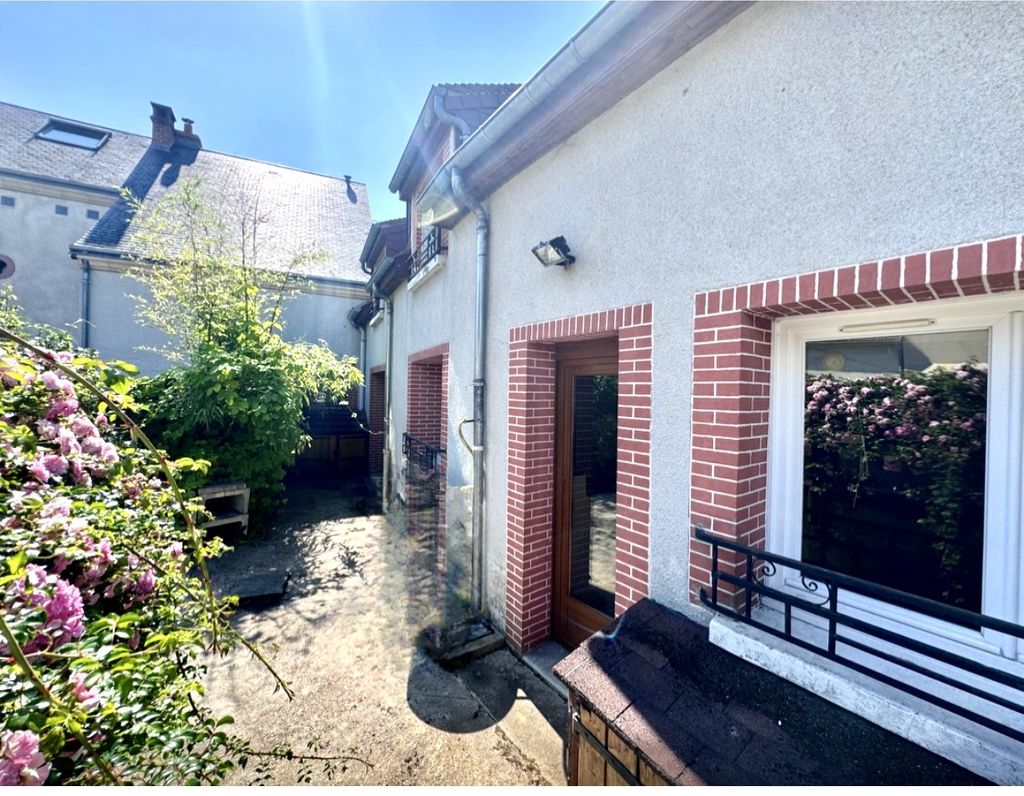 Achat maison à vendre 3 chambres 121 m² - Chécy