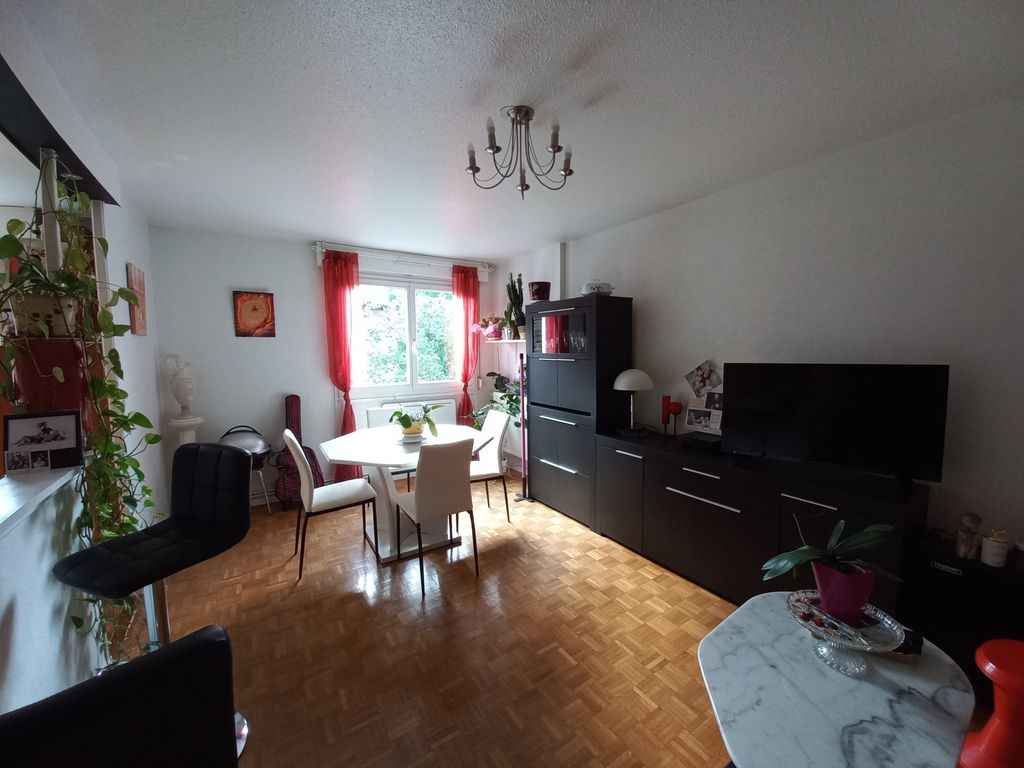 Achat appartement à vendre 3 pièces 64 m² - Saint-Étienne