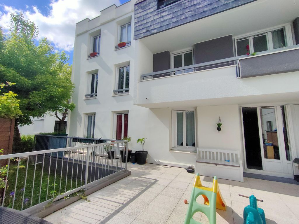 Achat appartement à vendre 4 pièces 80 m² - Y