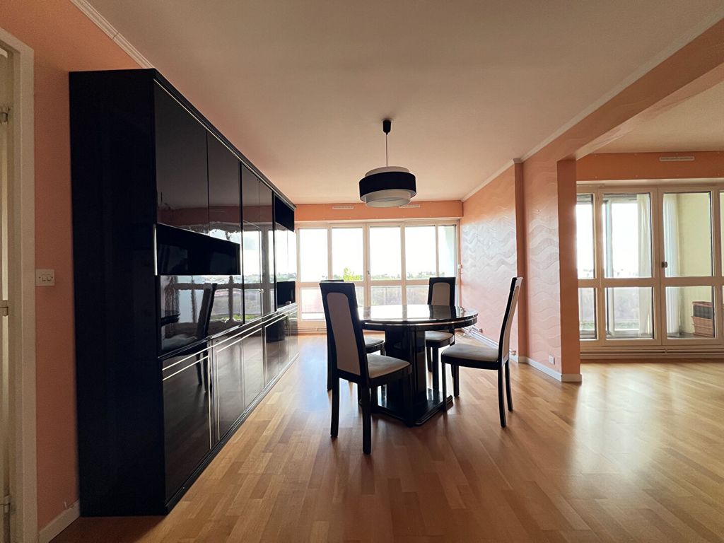 Achat appartement à vendre 5 pièces 105 m² - Saint-Herblain