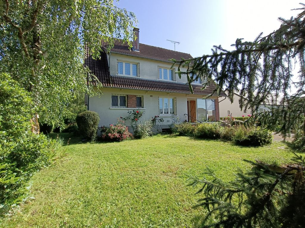 Achat maison à vendre 5 chambres 158 m² - Huisseau-sur-Mauves