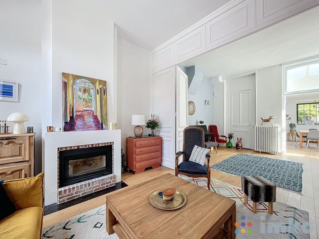 Achat maison à vendre 5 chambres 231 m² - Mouvaux